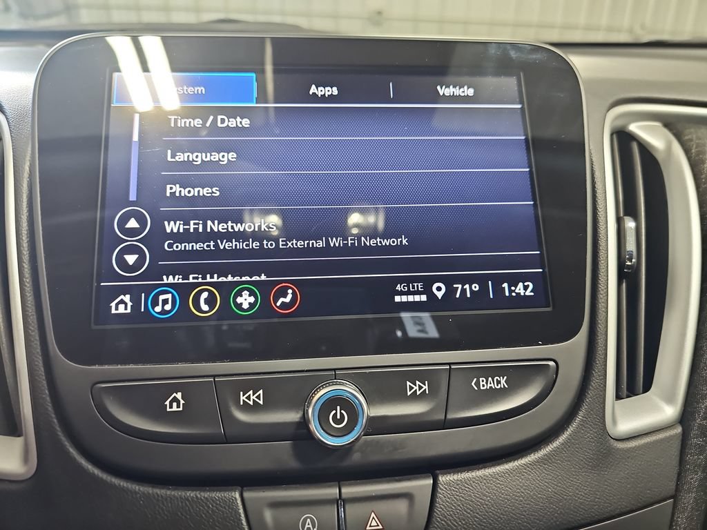 Used 2023 Chevrolet Malibu LT FWD image 22