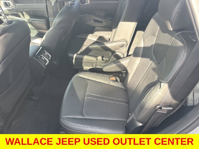 Used 2024 Kia Sorento SX FWD image 15