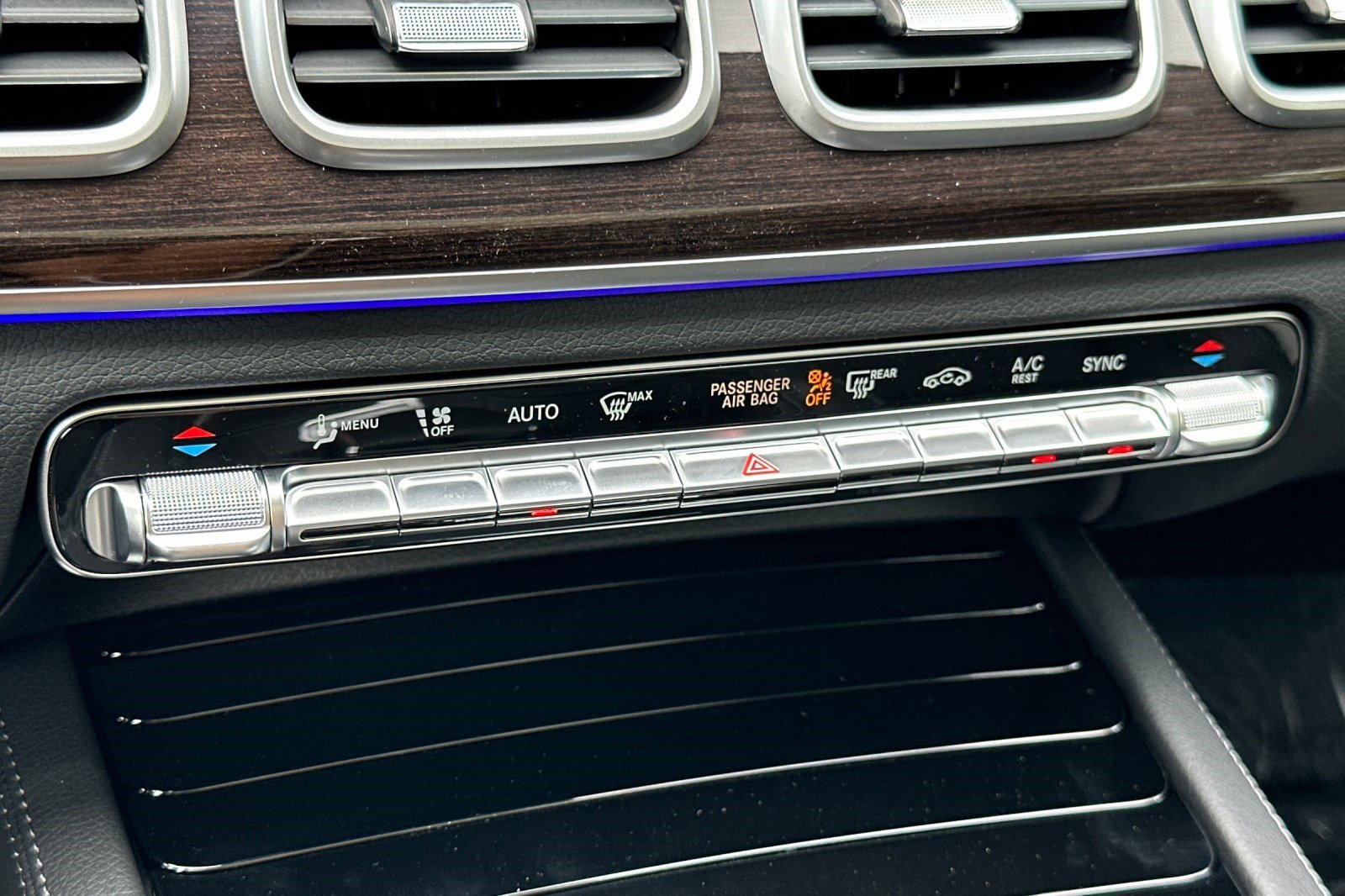 New 2026 Mercedes-Benz GLE 450 4MATIC image 18
