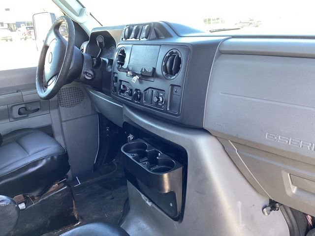 Used 2016 Ford E-450 and Econoline 450 Super Duty w/ Shuttle Bus Prep Package RWD image 12