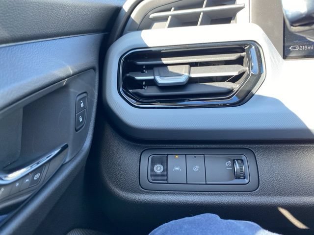 New 2027 Chevrolet Bolt RS w/ Technology Package FWD image 20