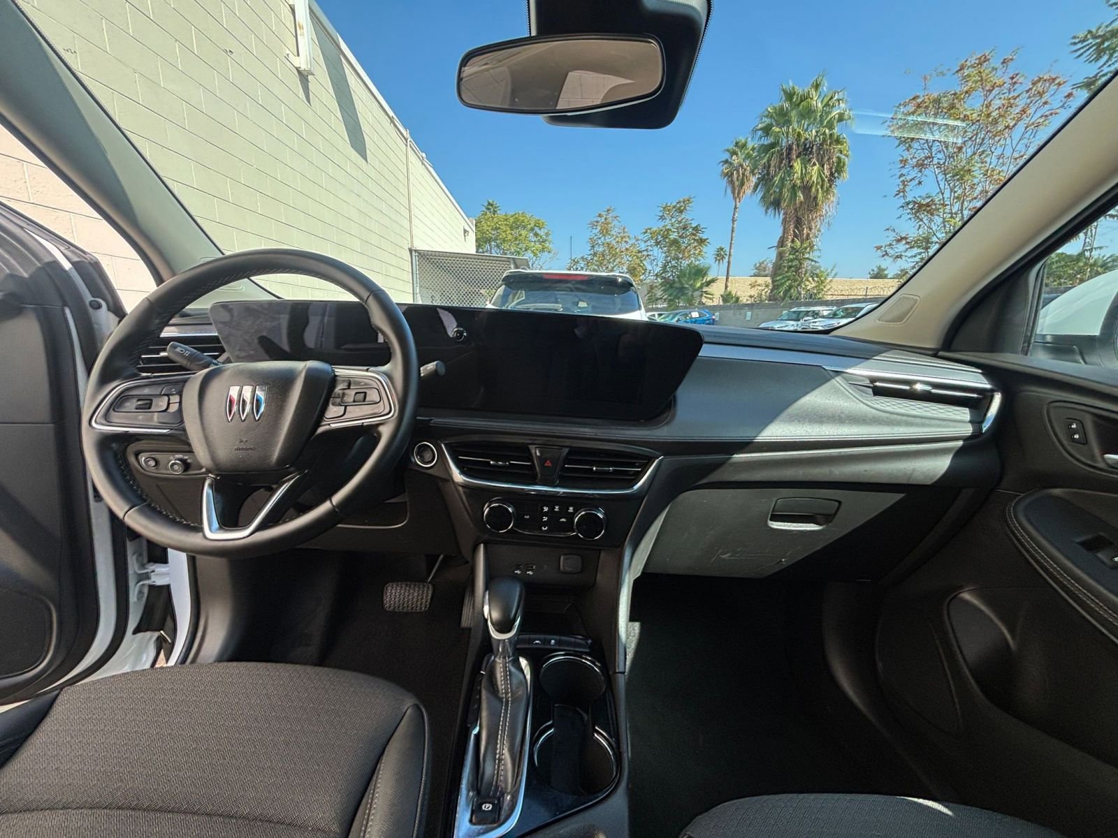 Used 2025 Buick Encore GX Preferred image 33