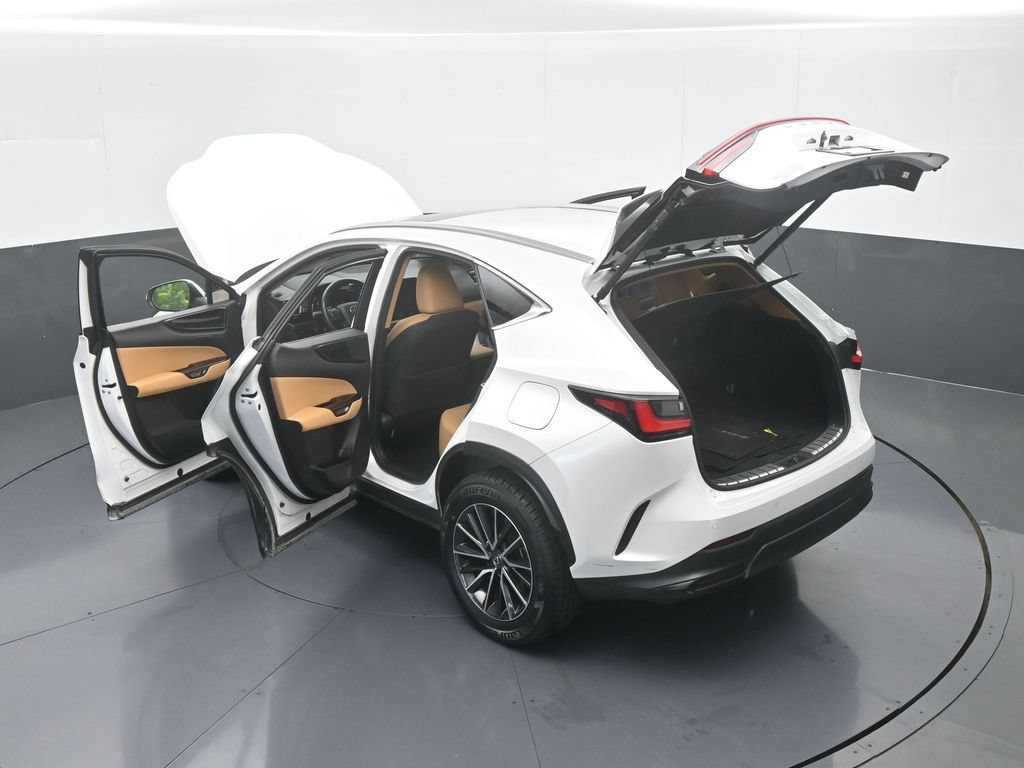 Used 2025 Lexus NX 250 FWD w/ Towing Package (2000 Lbs) image 64