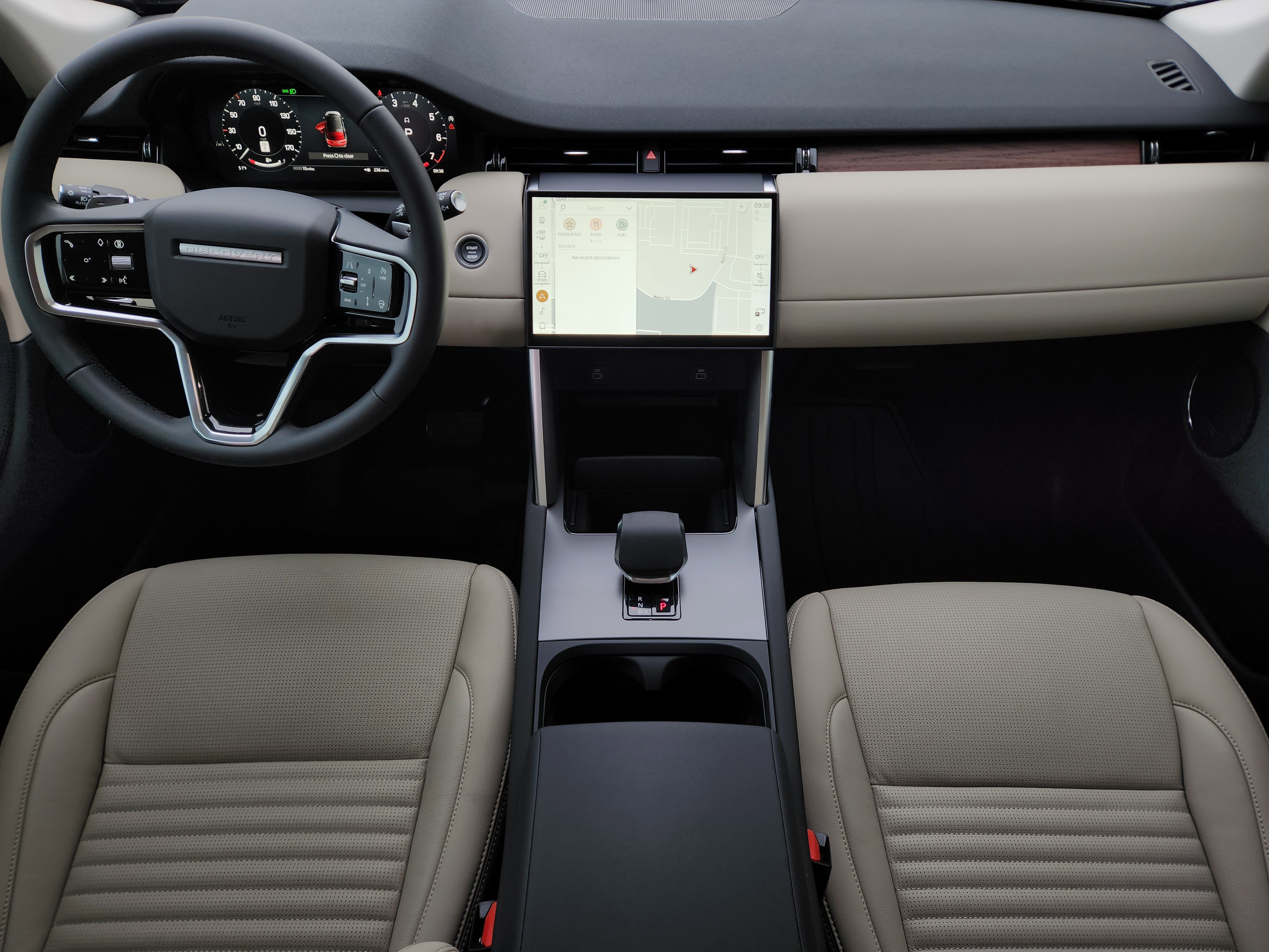 New 2025 Land Rover Discovery Sport S image 28