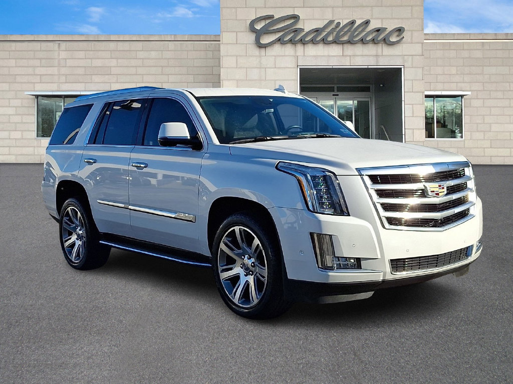 Used 2020 Cadillac Escalade Luxury AWD/4WD image 2