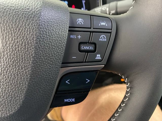 Used 2026 Toyota Camry SE AWD/4WD image 18