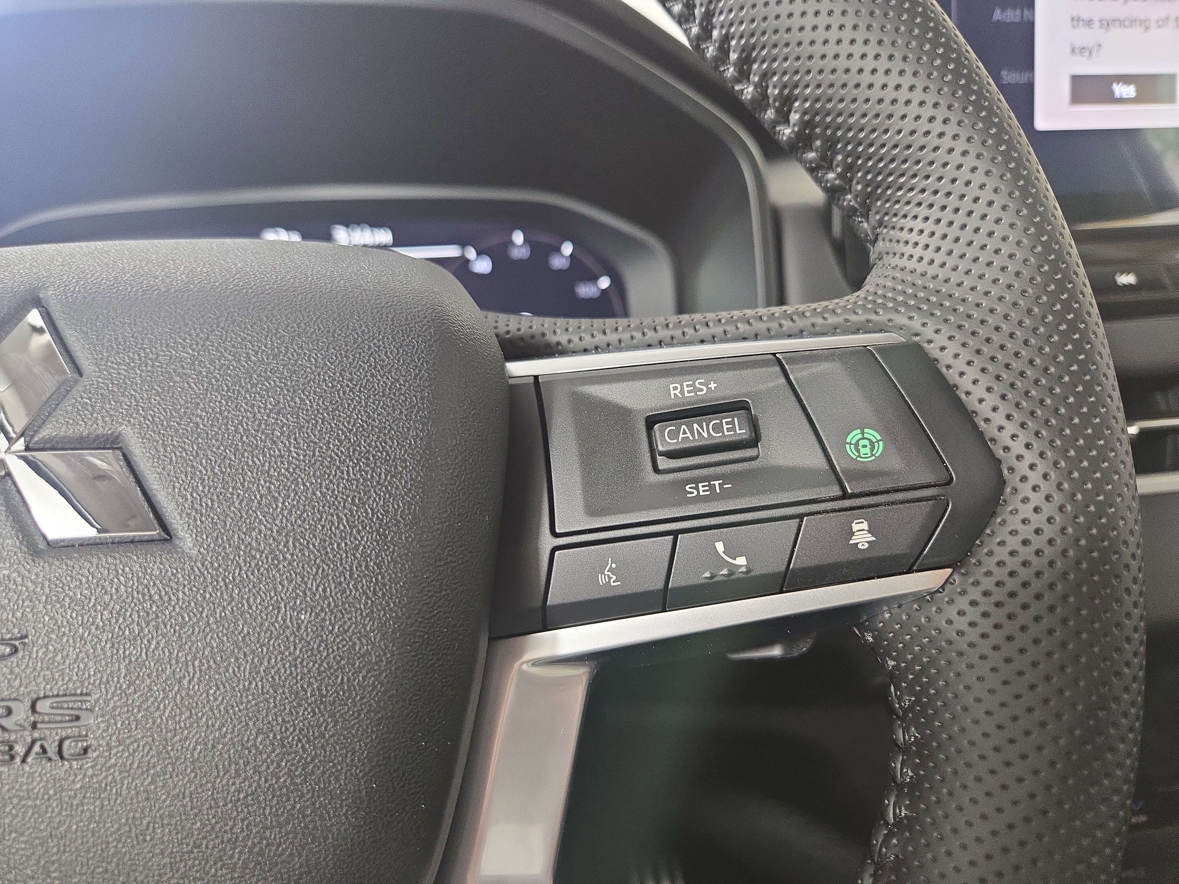 New 2026 Mitsubishi Outlander SEL image 16