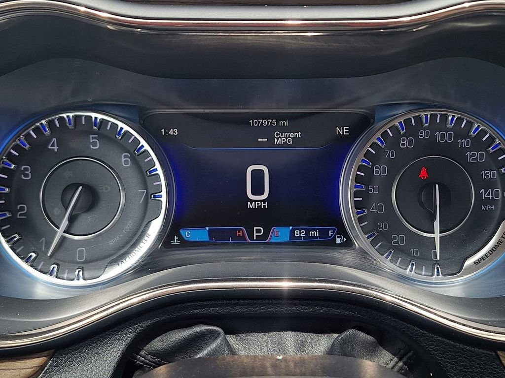 Used 2016 Chrysler 200 C w/ Premium Group AWD/4WD image 17