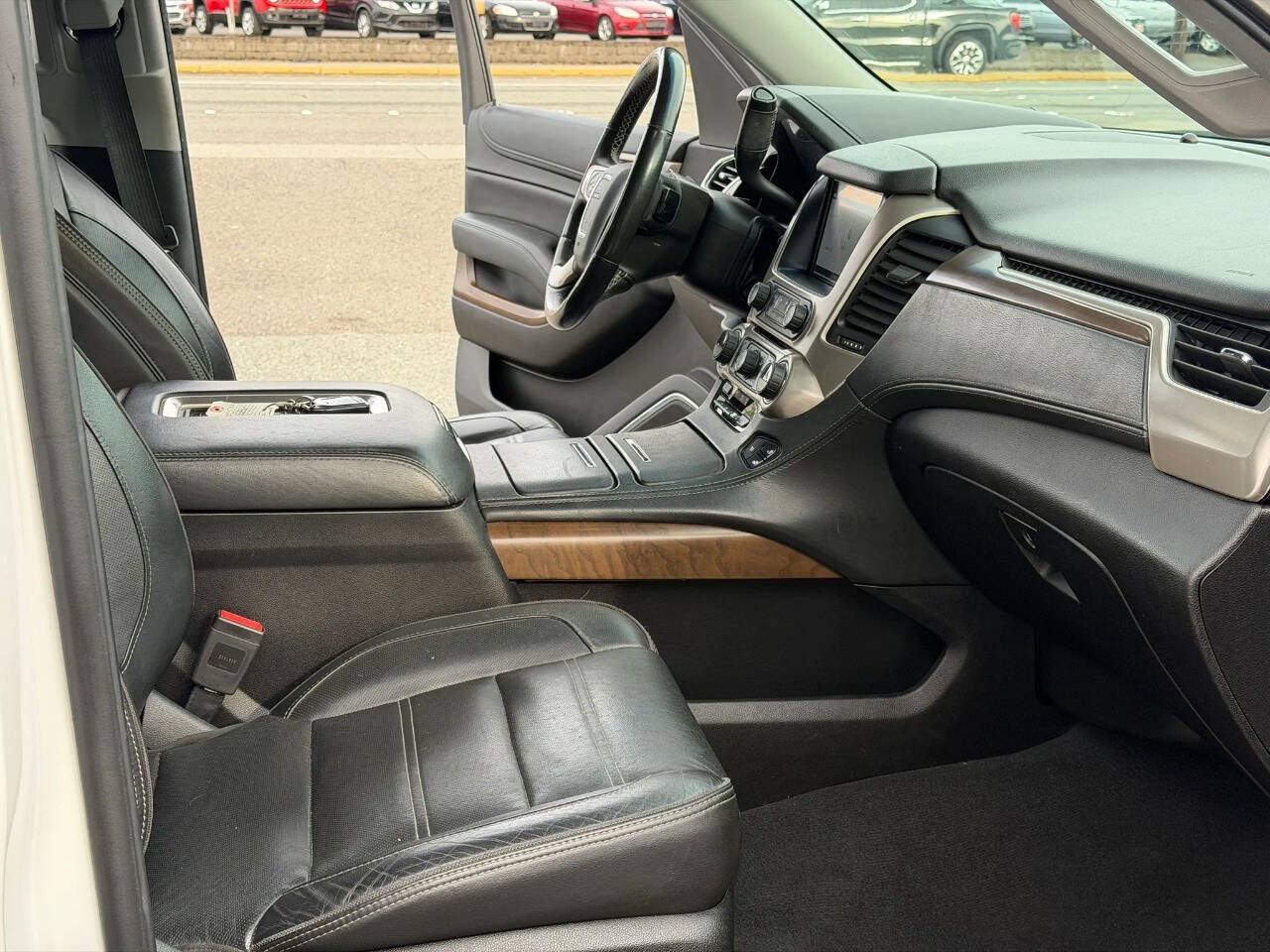 Used 2019 GMC Yukon XL Denali w/ Open Road Package AWD/4WD image 25