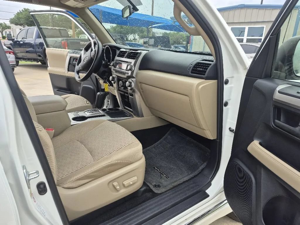 Used 2013 Toyota 4Runner SR5 RWD image 16