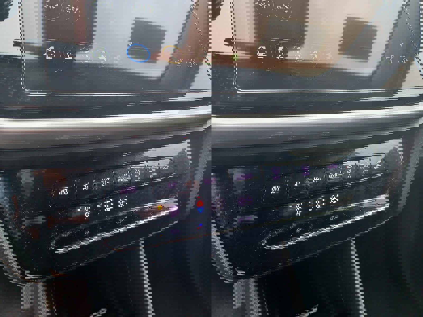 Used 2023 Chevrolet Bolt EUV LT w/ Driver Confidence Package image 14