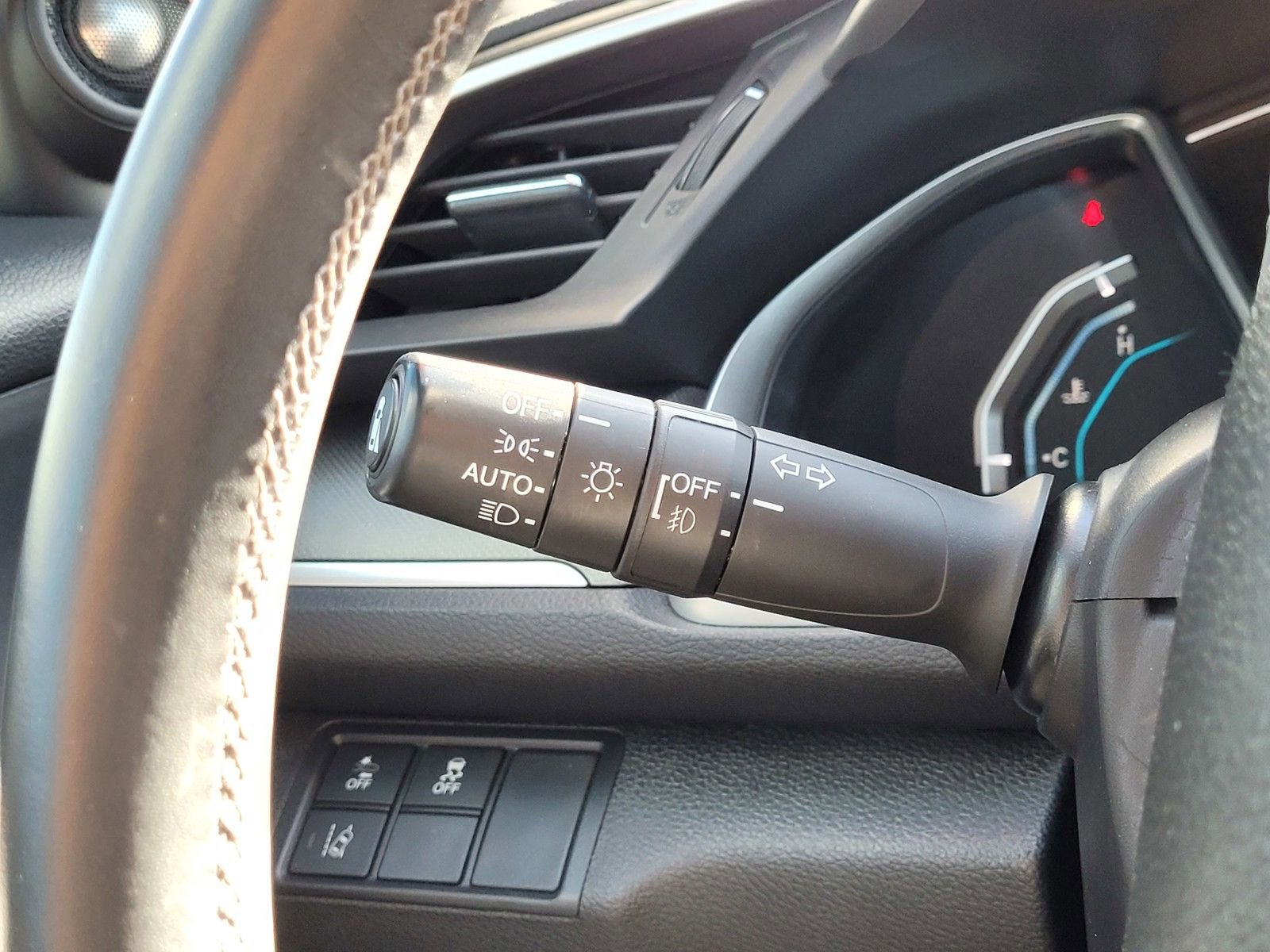 Certified 2020 Honda Civic EX image 22