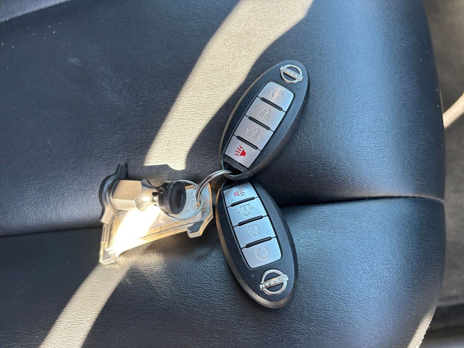 Used 2023 Nissan Murano SV image 21