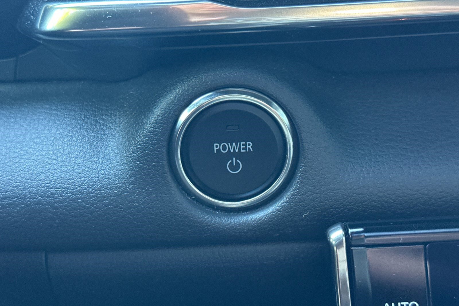 Used 2023 MAZDA MX-30 Electric w/ Premium Plus Pkg image 28