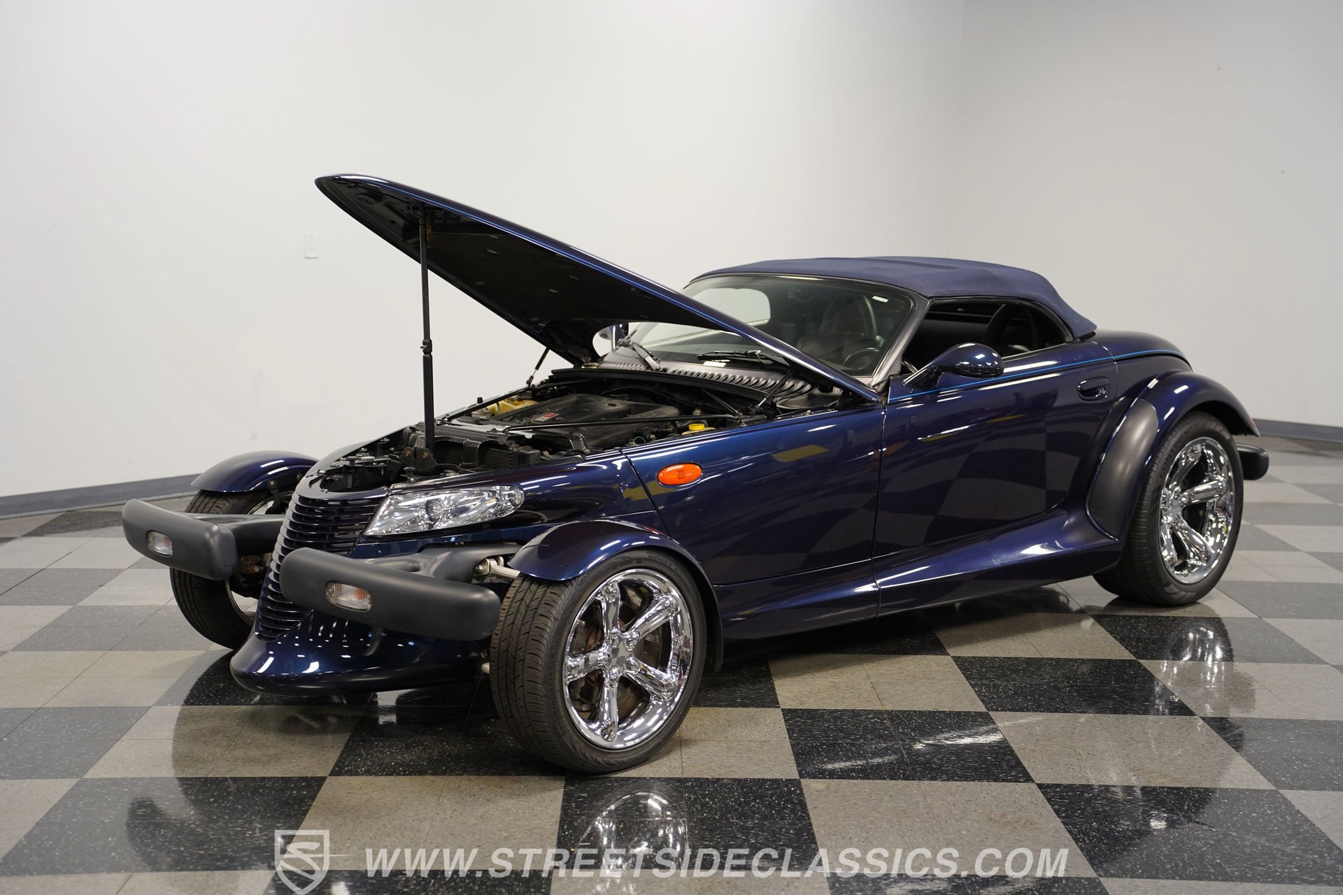 Used 2001 Chrysler Prowler RWD image 32