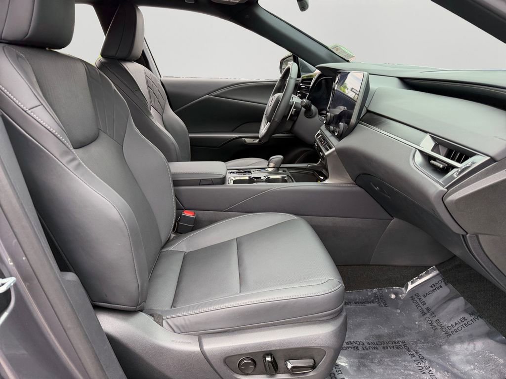 Used 2023 Lexus RX 350 Premium w/ Accessory Package AWD/4WD image 8