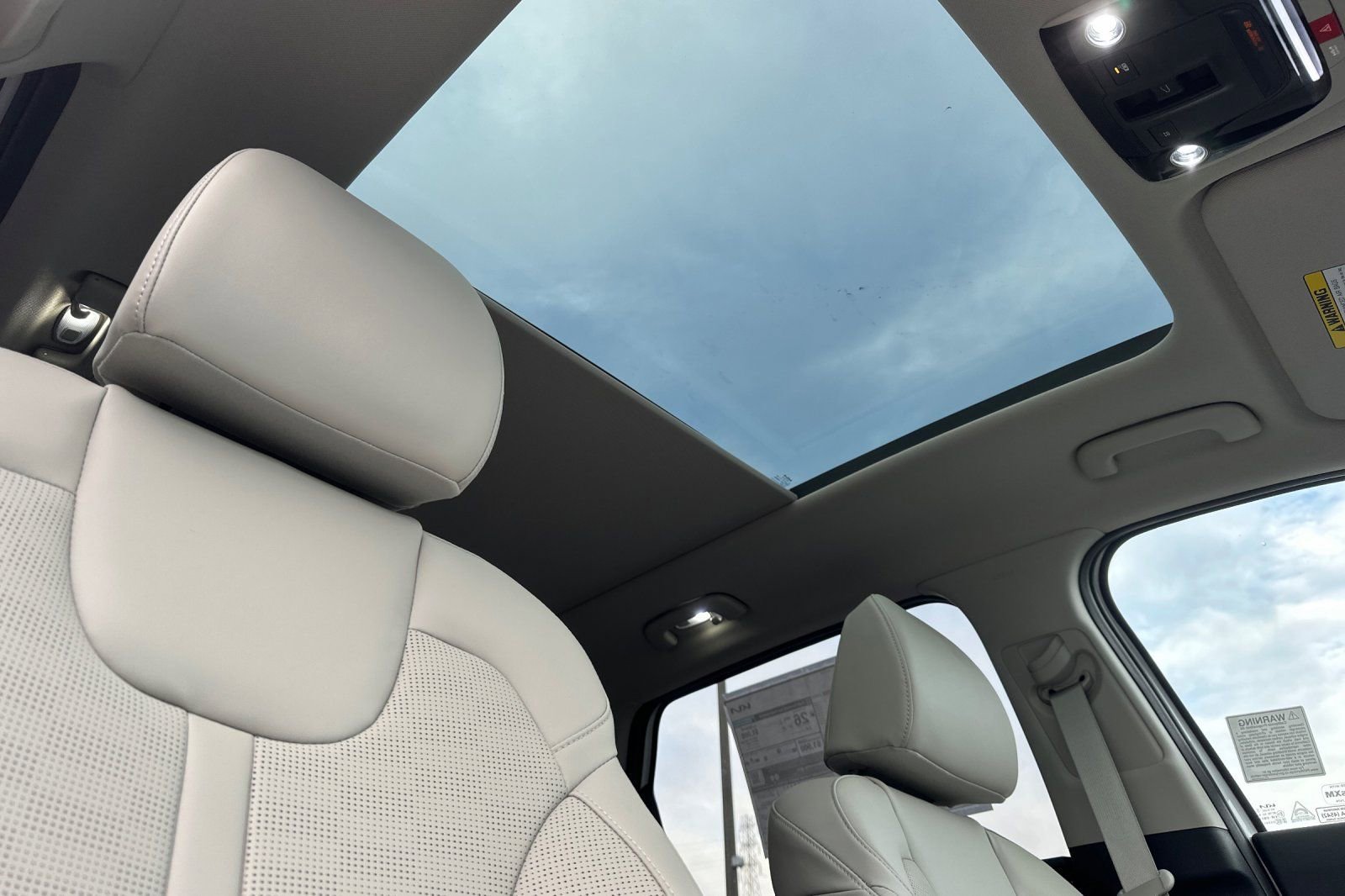 New 2026 Kia Sorento S w/ S Panoramic Sunroof Package image 18