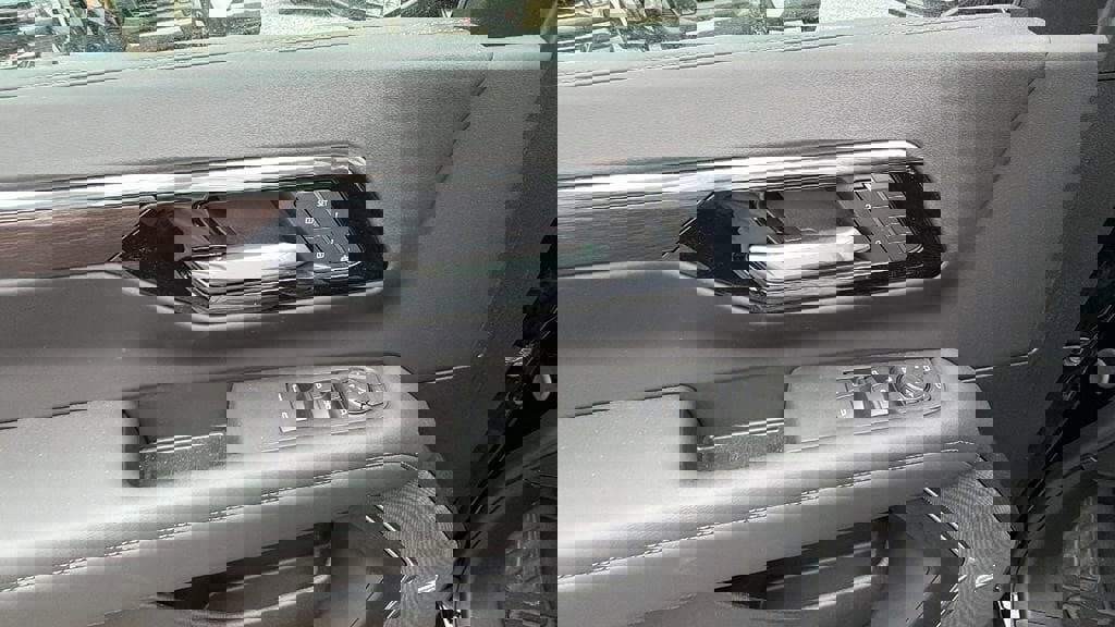 New 2026 Chevrolet Tahoe Z71 w/ Comfort Package image 12