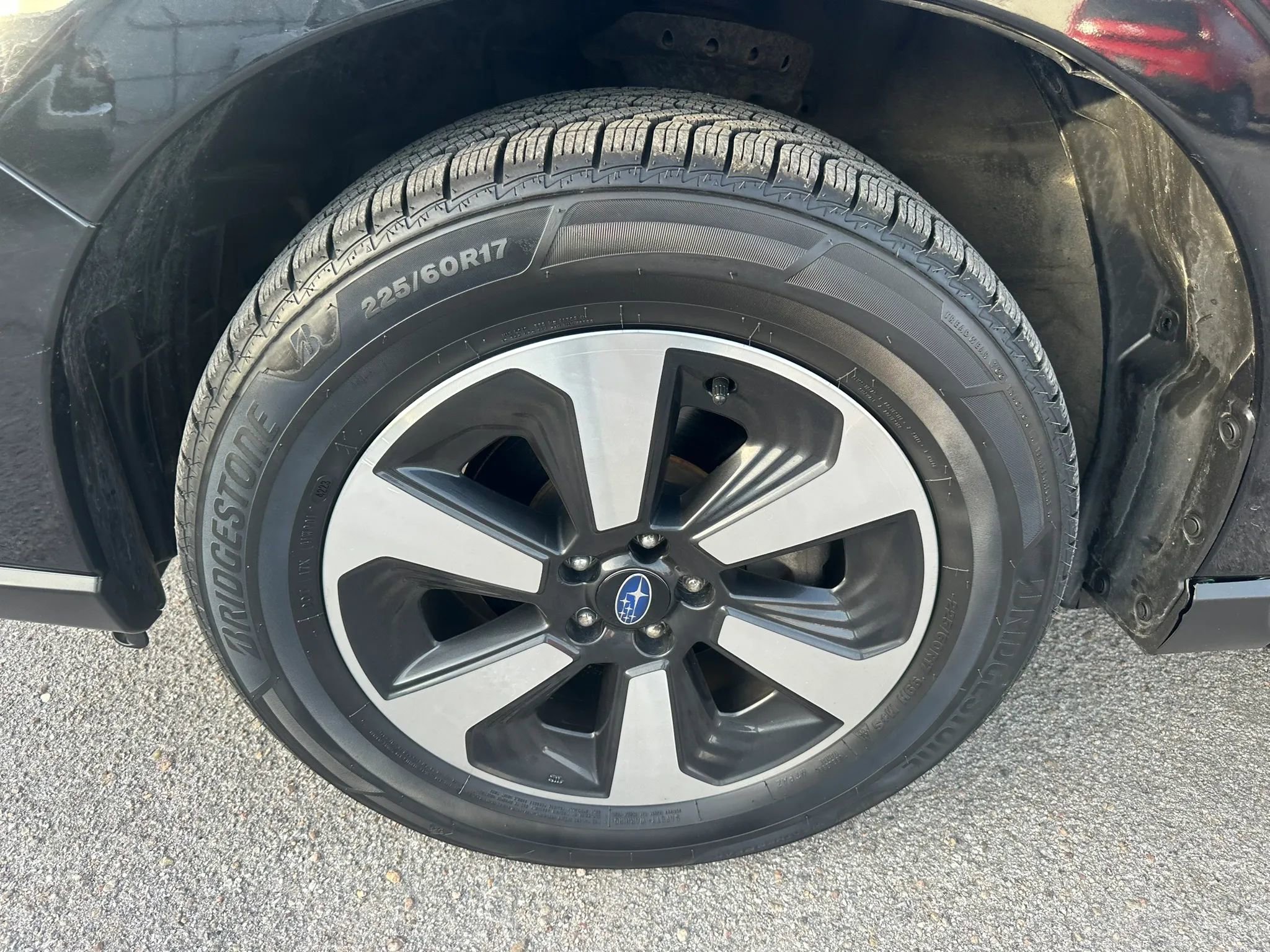 Used 2018 Subaru Forester 2.5i Premium w/ All-Weather Package AWD/4WD image 23