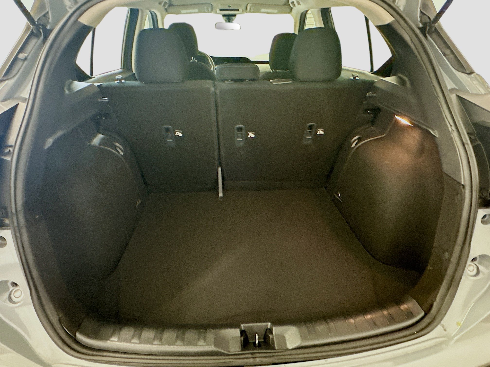 Used 2024 Nissan Kicks SV FWD image 29