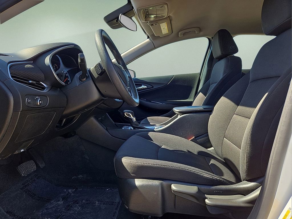 Used 2025 Chevrolet Malibu LS FWD image 21