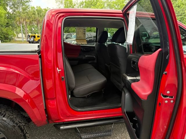 Used 2022 Toyota Tacoma SR5 RWD image 27
