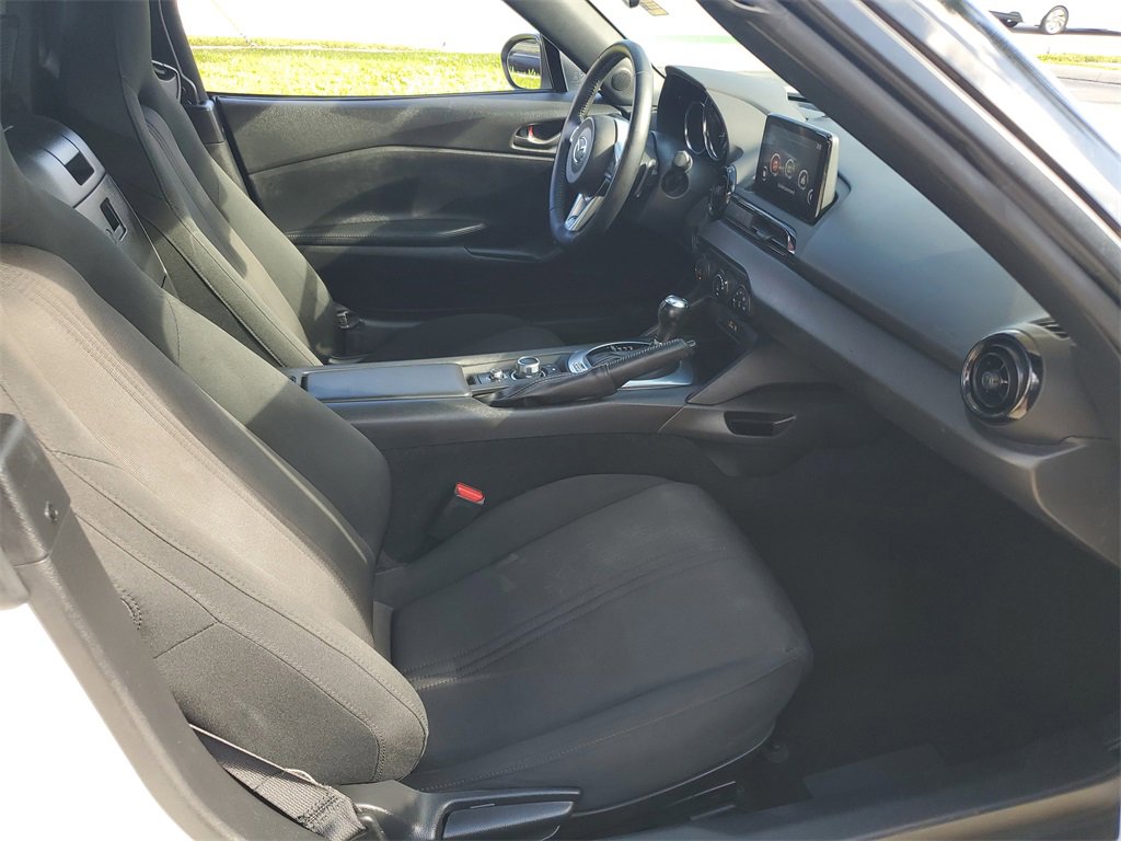 Used 2020 MAZDA MX-5 Miata Sport image 13