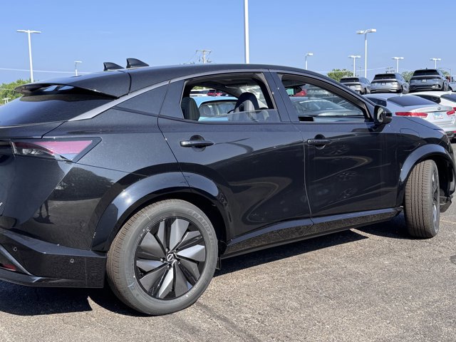 New 2025 Nissan Ariya Platinum image 34