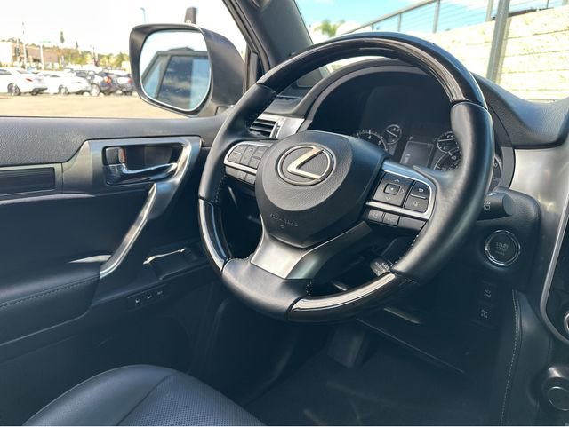Used 2023 Lexus GX 460 Premium w/ Premium Package image 14