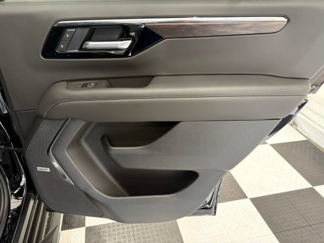New 2026 Chevrolet Tahoe LT w/ Comfort Package AWD/4WD image 31
