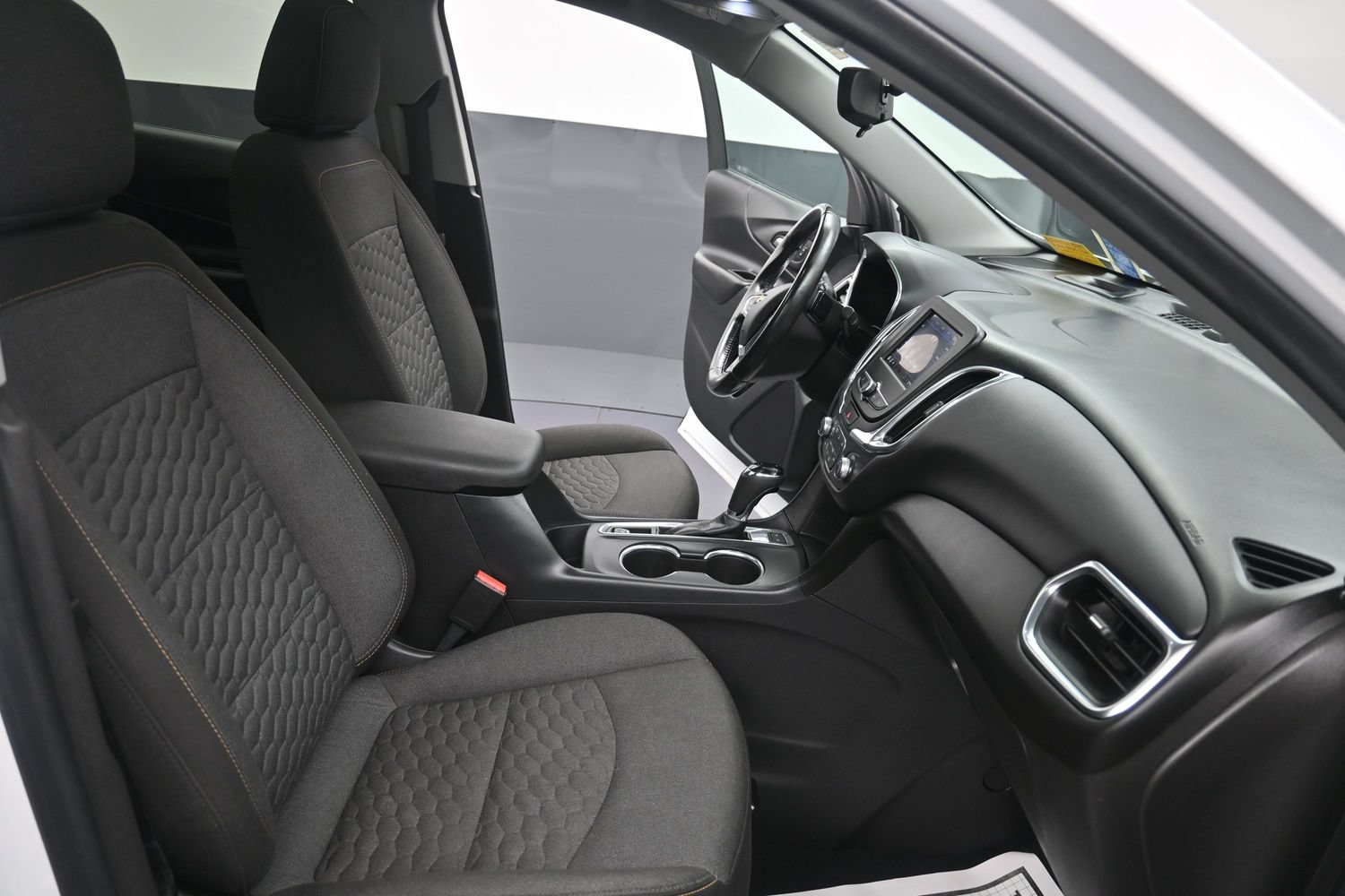 Used 2020 Chevrolet Equinox LT AWD/4WD image 45