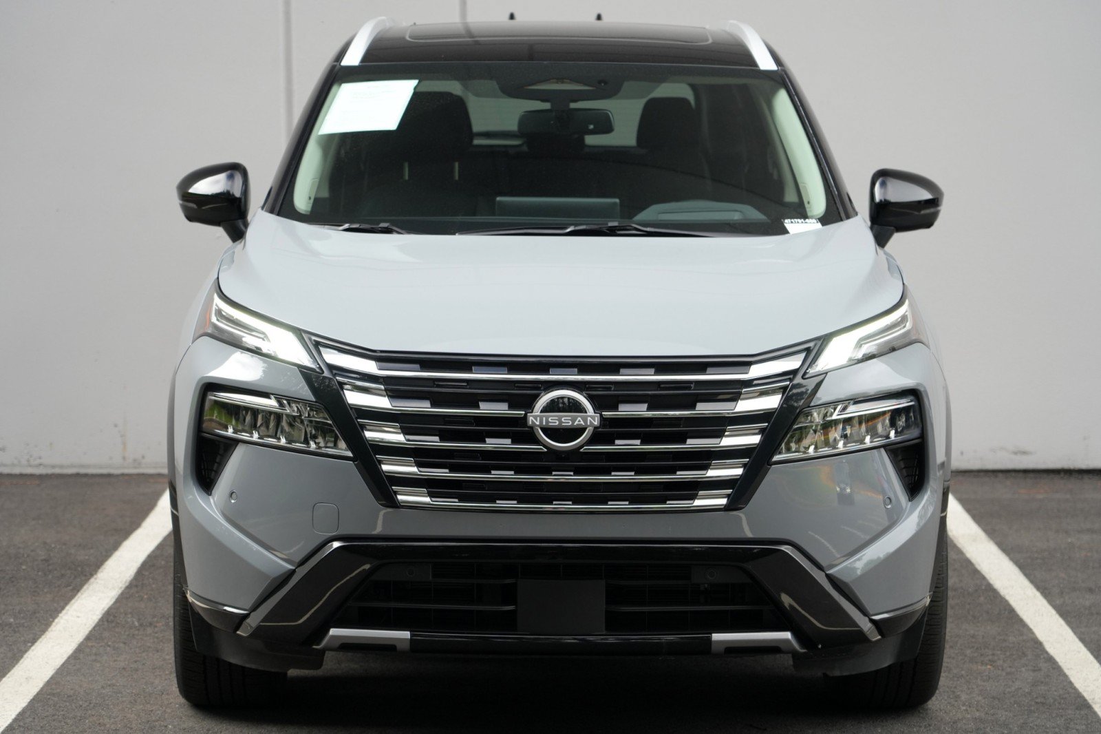 Used 2025 Nissan Rogue Platinum w/ Tech Package AWD/4WD image 44