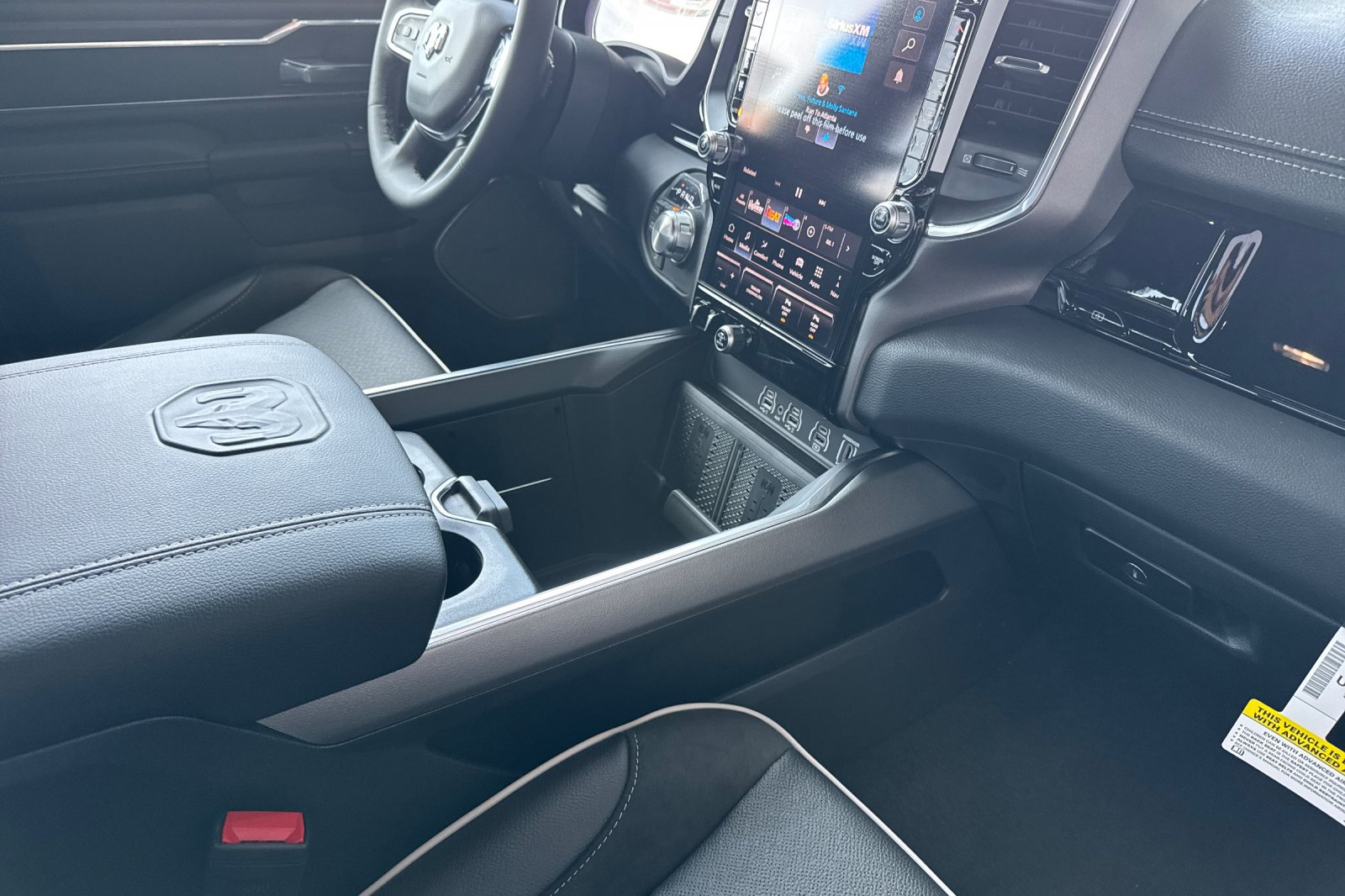 New 2026 RAM 1500 Laramie AWD/4WD image 14