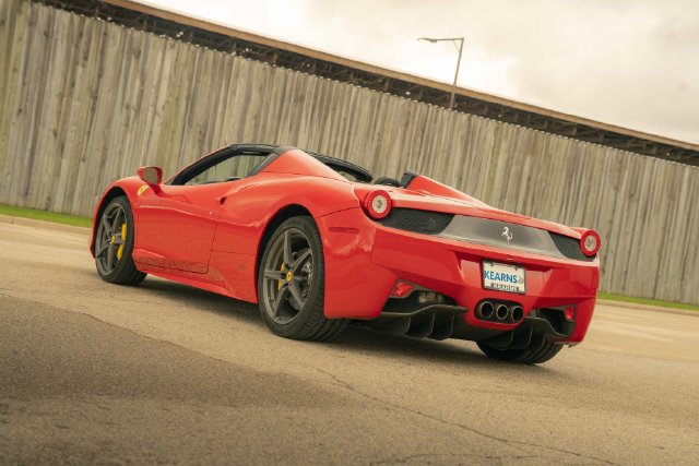 Used 2014 Ferrari 458 Spider RWD image 34