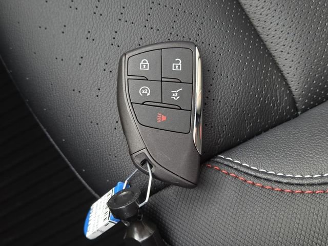 New 2026 Chevrolet Traverse RS w/ LPO, Floor Liner Package AWD/4WD image 42