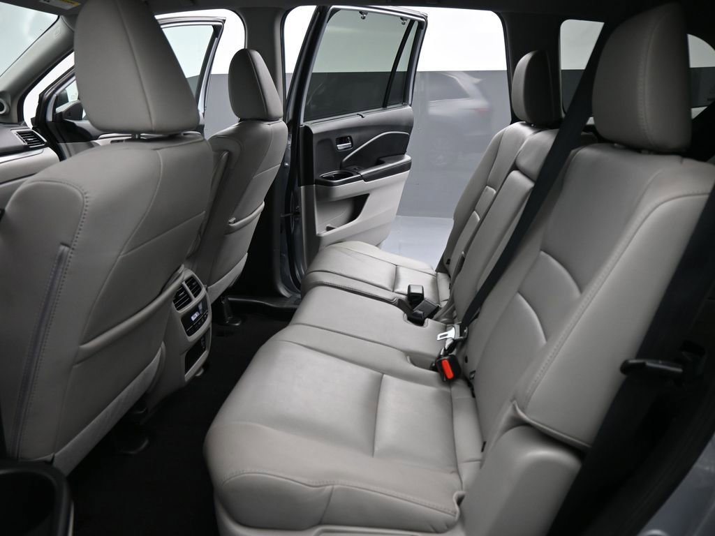 Used 2019 Honda Pilot EX-L image 18