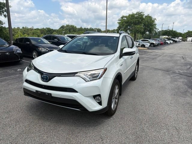 Used 2018 Toyota RAV4 Limited w/ Advanced Technology Package AWD/4WD image 7