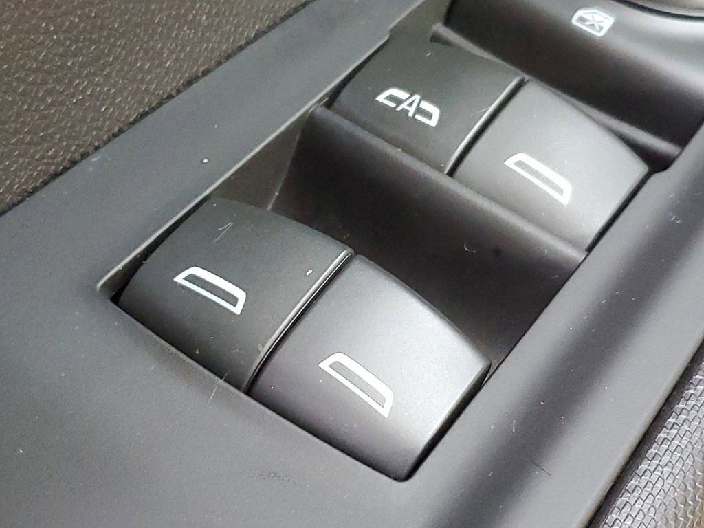 Used 2023 Chevrolet Silverado 1500 Custom image 32