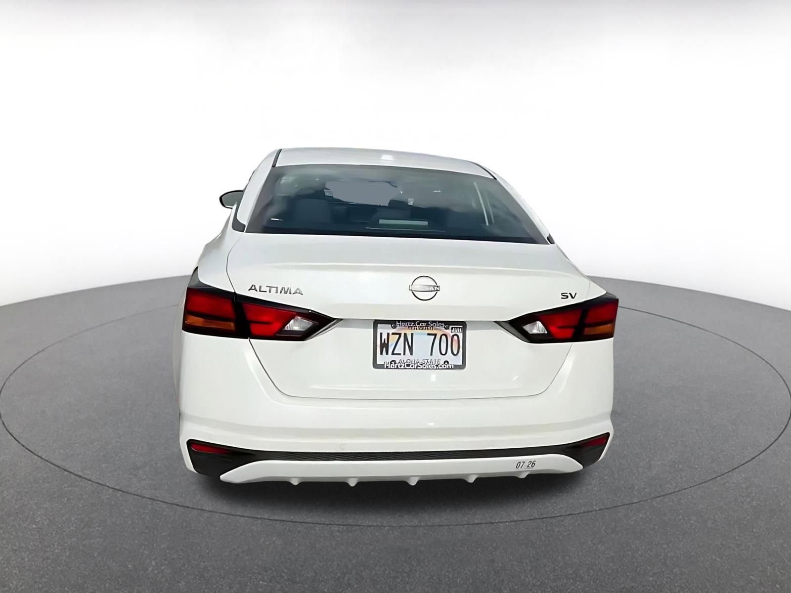 Used 2024 Nissan Altima 2.5 SV image 12