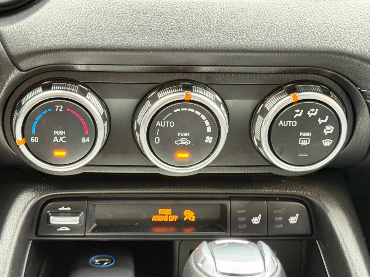 Used 2025 MAZDA MX-5 Miata RF Grand Touring RWD image 15
