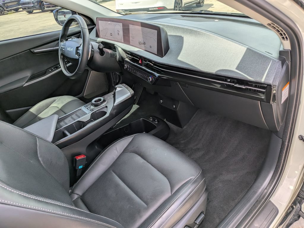 Certified 2024 Kia EV6 Wind w/ Wind Technology Package RWD image 14