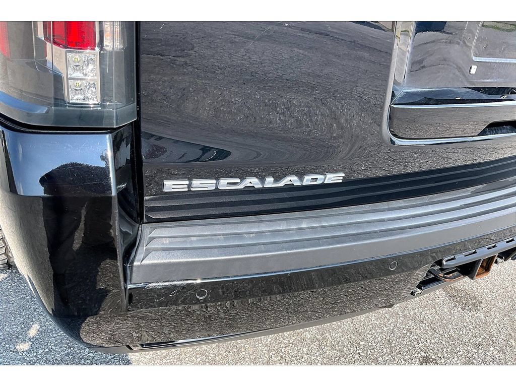 Used 2019 Cadillac Escalade ESV Platinum AWD/4WD image 38