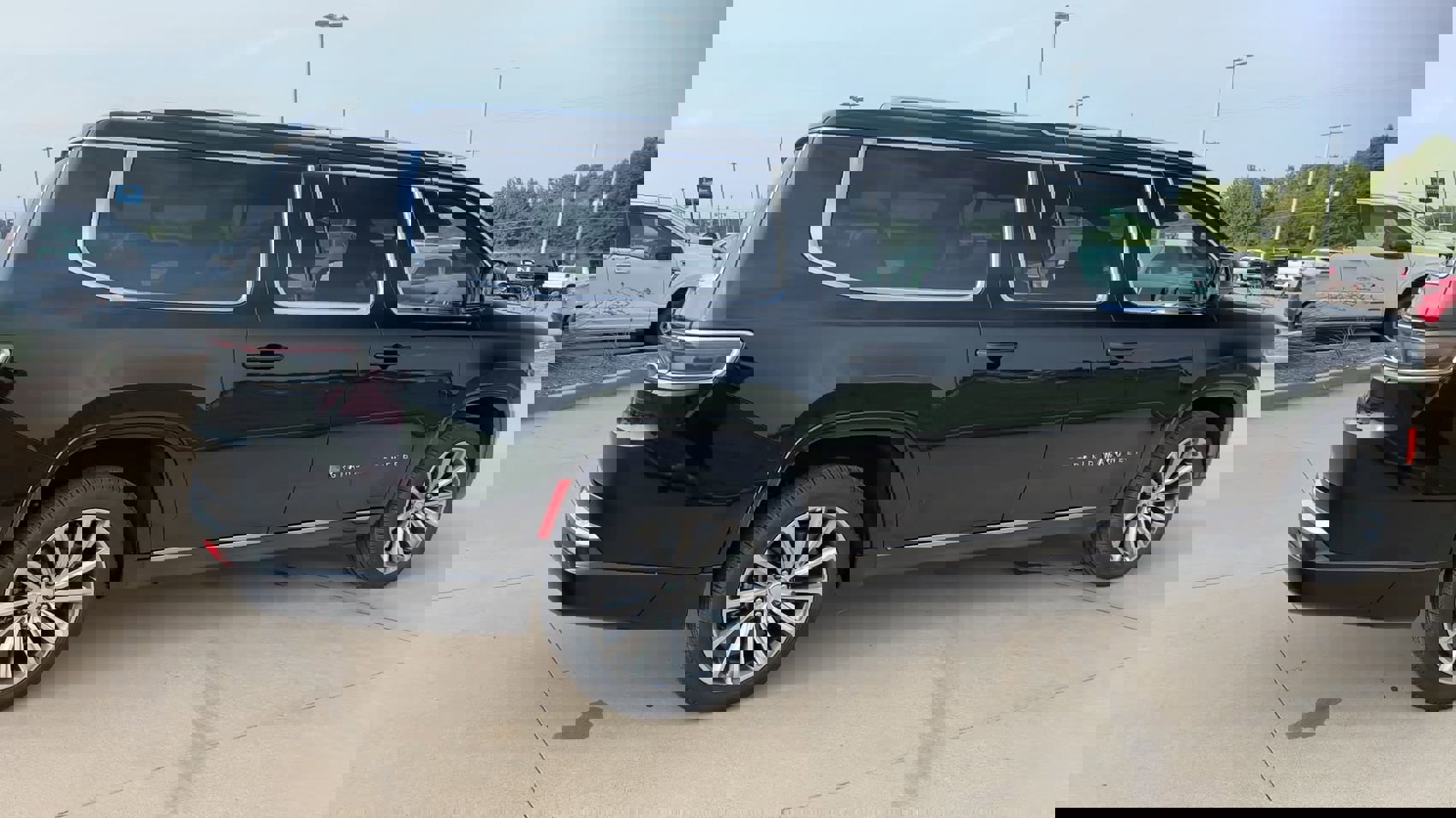New 2024 Jeep Grand Wagoneer L w/ Rear Seat Video Group 1 image 9