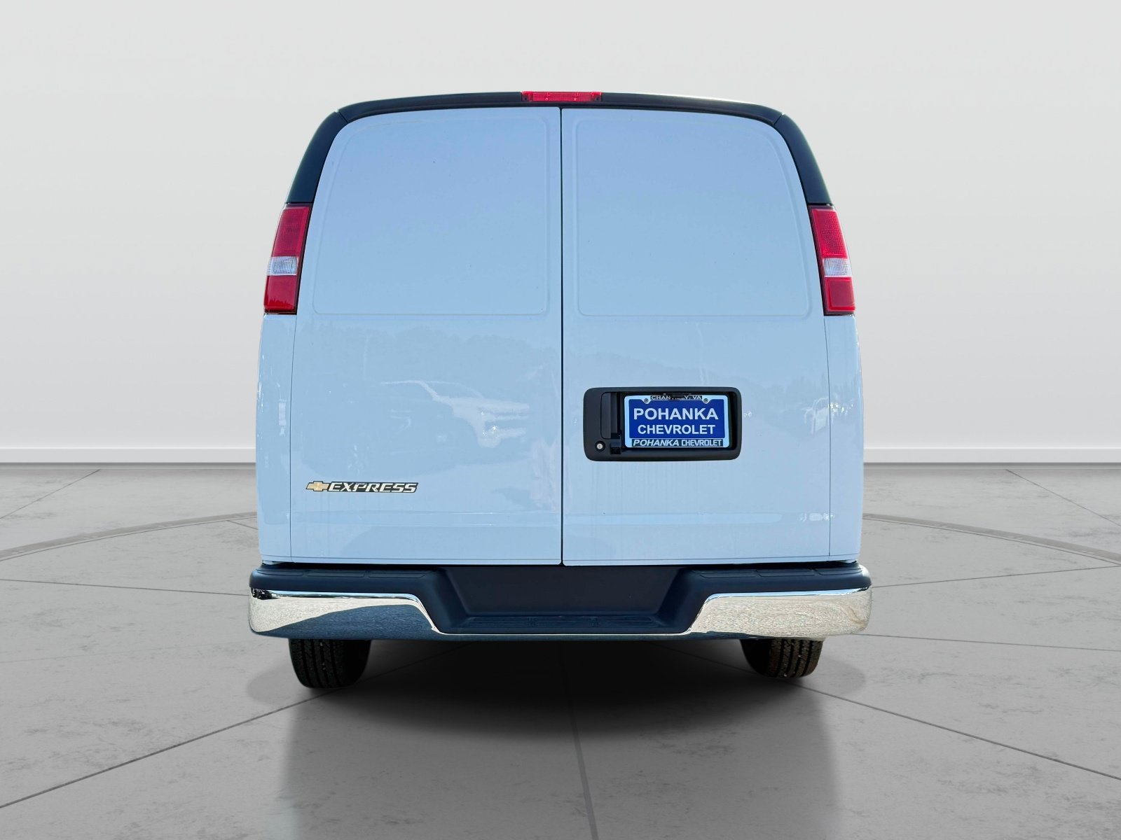 New 2026 Chevrolet Express 2500 Extended w/ Driver Convenience Package RWD image 3