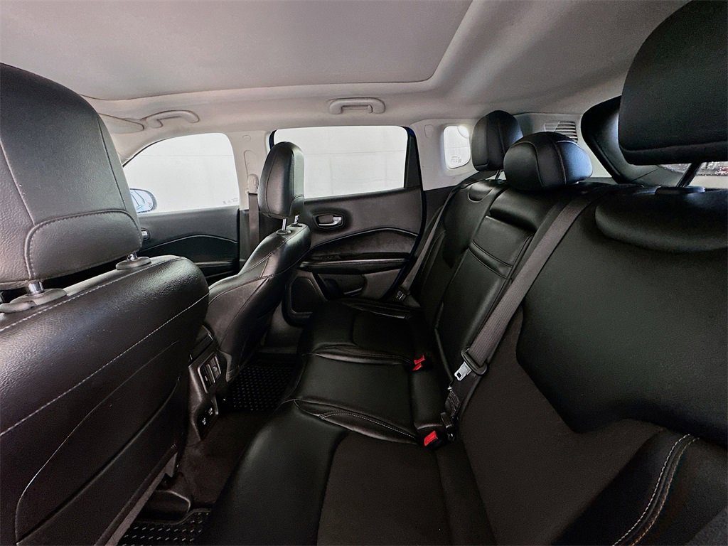 Used 2018 Jeep Compass Latitude w/ Popular Equipment Group image 24