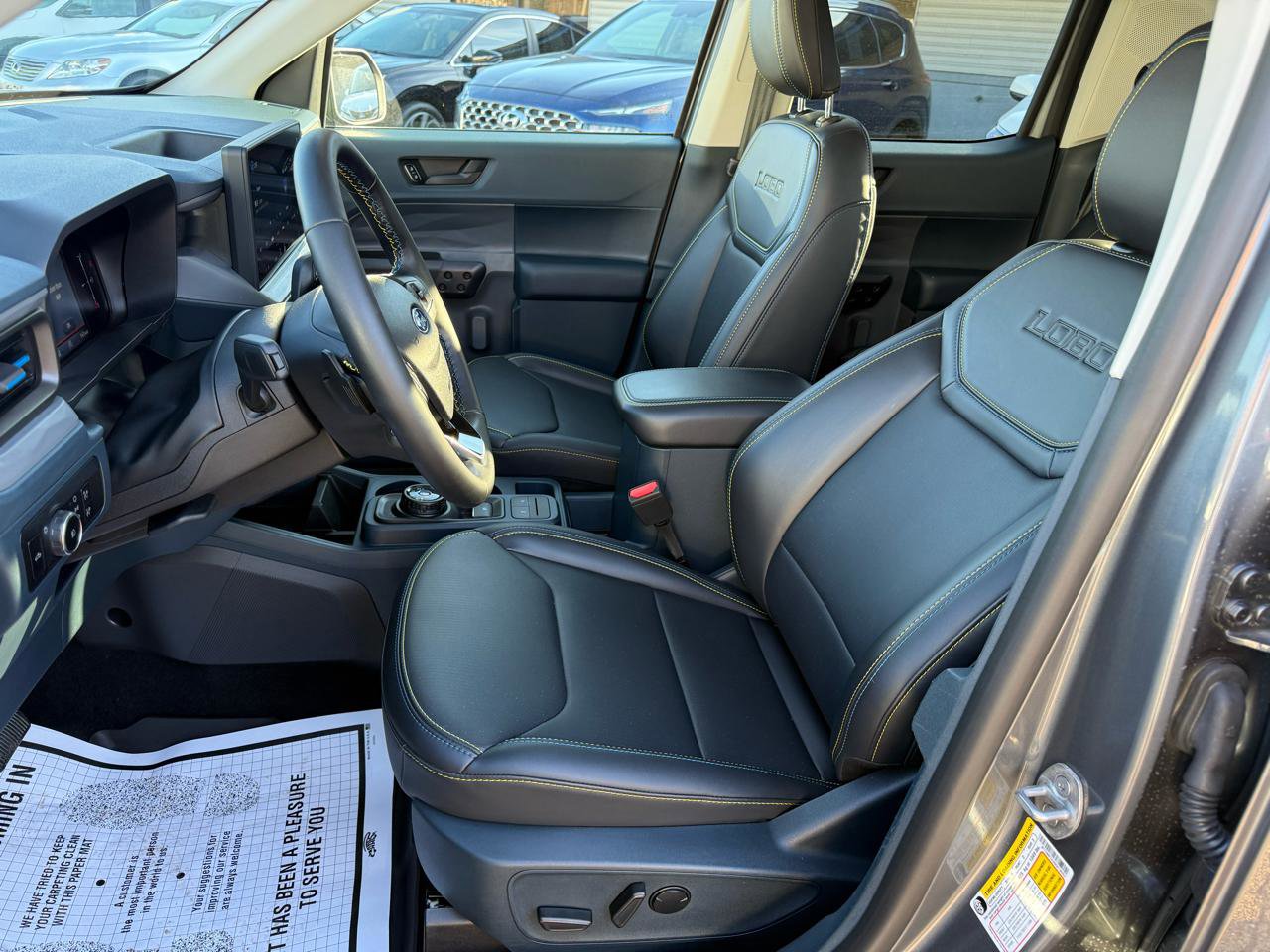 Used 2025 Ford Maverick Lobo image 9