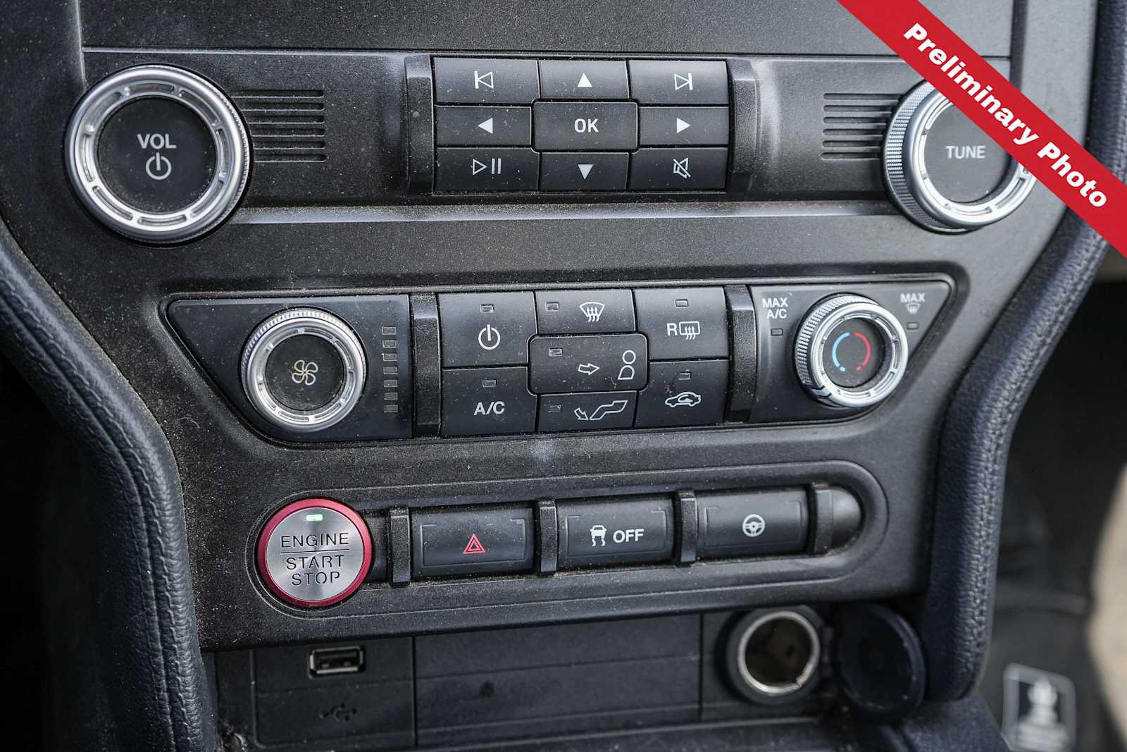 Used 2022 Ford Mustang Convertible RWD image 21