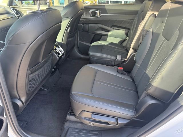 Used 2023 Kia Sorento SX image 14