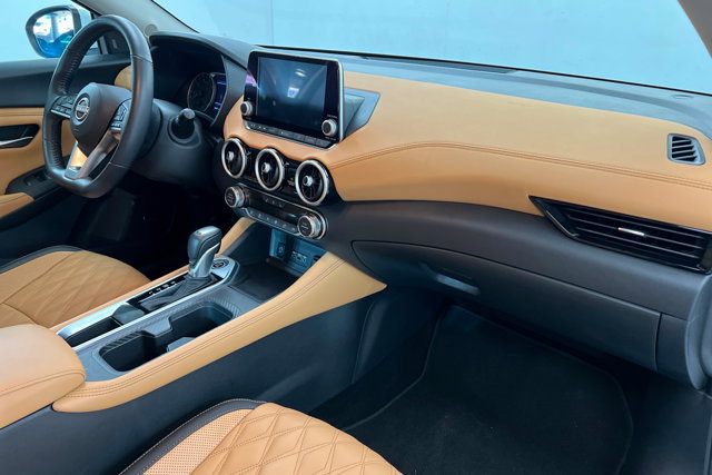 Used 2025 Nissan Sentra SV w/ SV Premium Package image 23