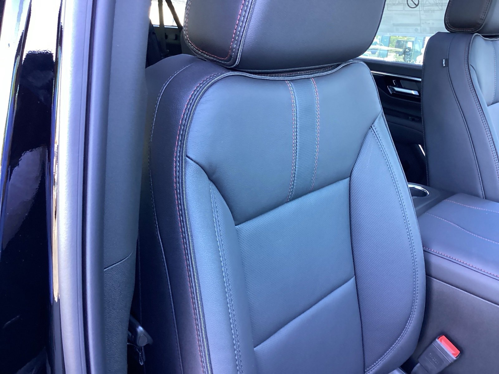 New 2026 Chevrolet Suburban RST w/ Comfort Package image 19